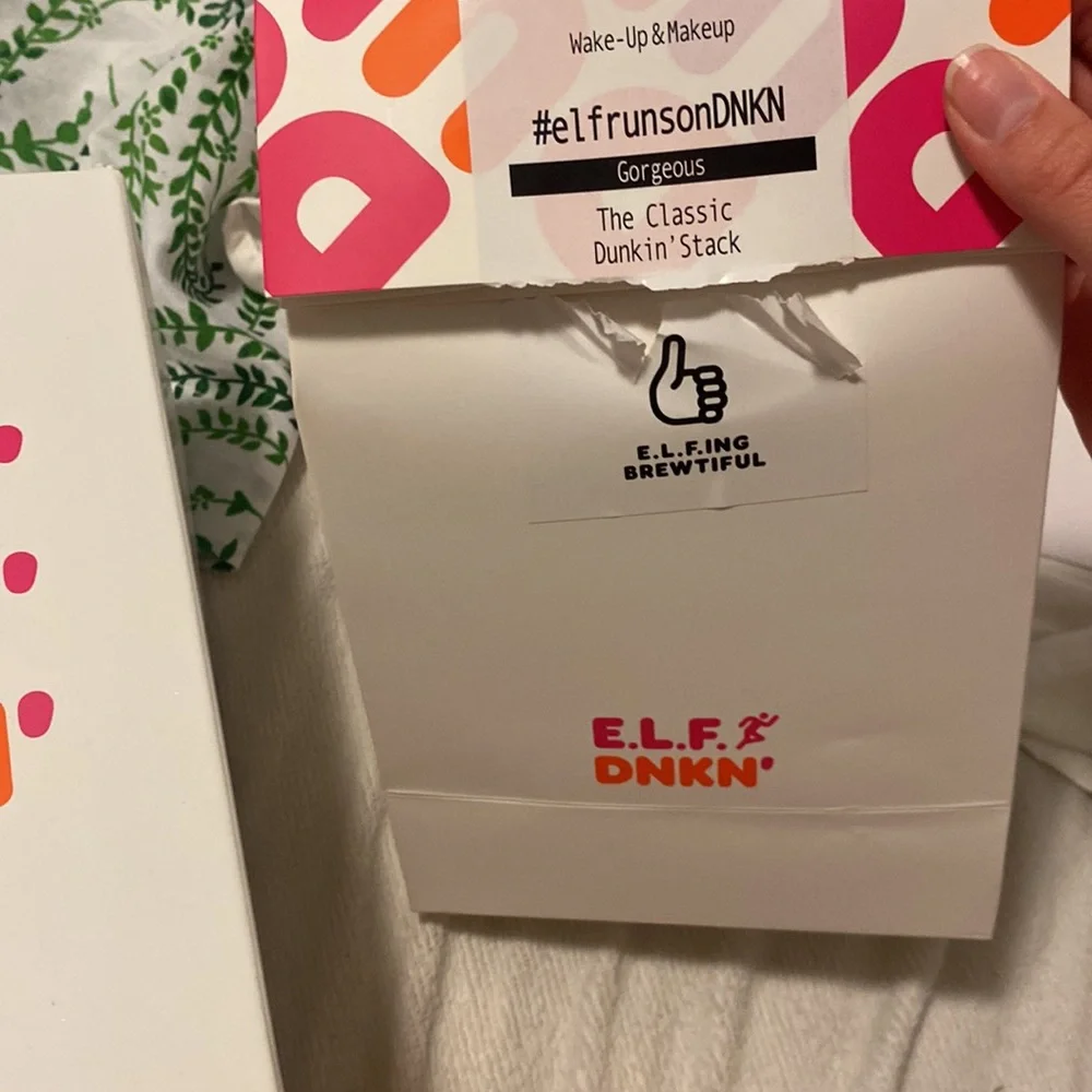Elf x Dunkin box and bag - Picture 5 of 8